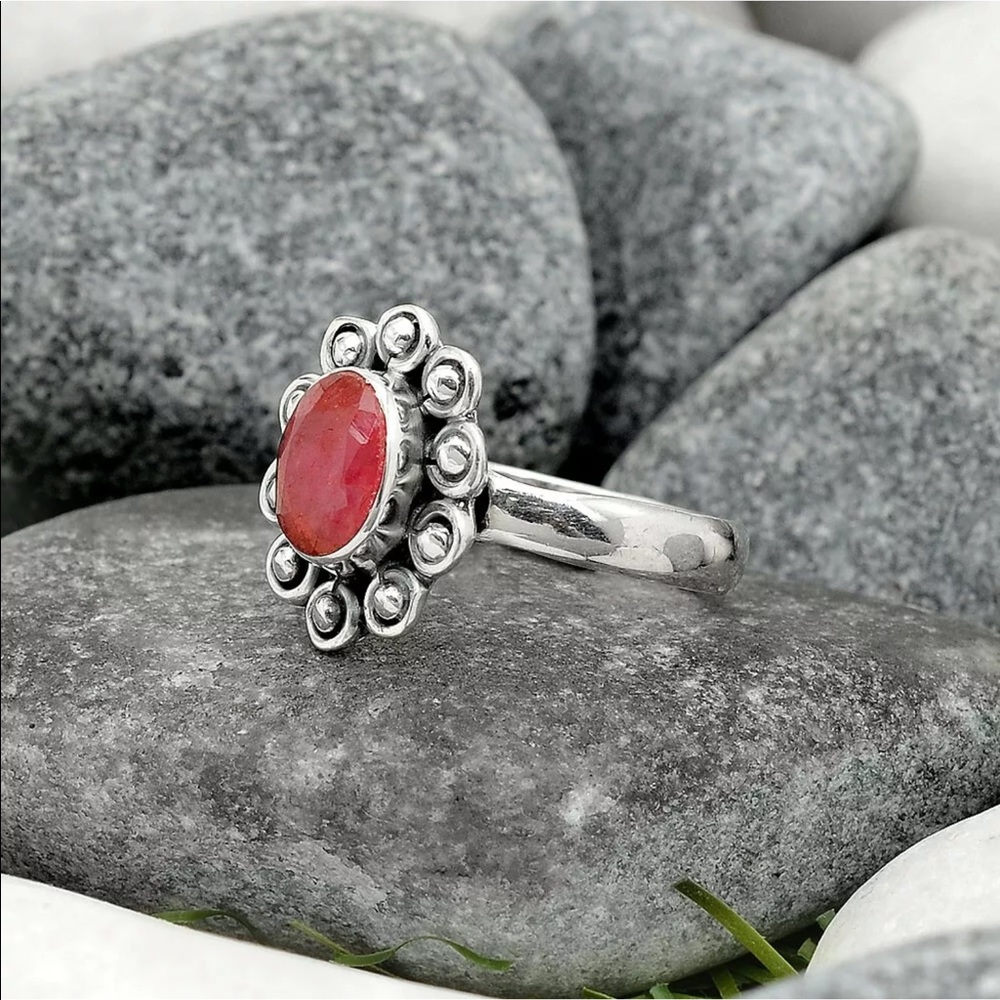BOUTIQUE FILAGREE RUBY 925 STERLING SILVER RING, 8 - Picture 3 of 3